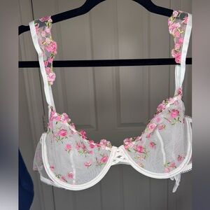 Floral Embroidered Lace Bra - White and Pink